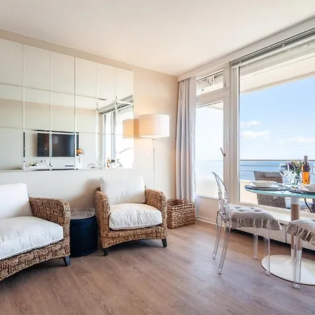 Apartment Meerblick 110 *
